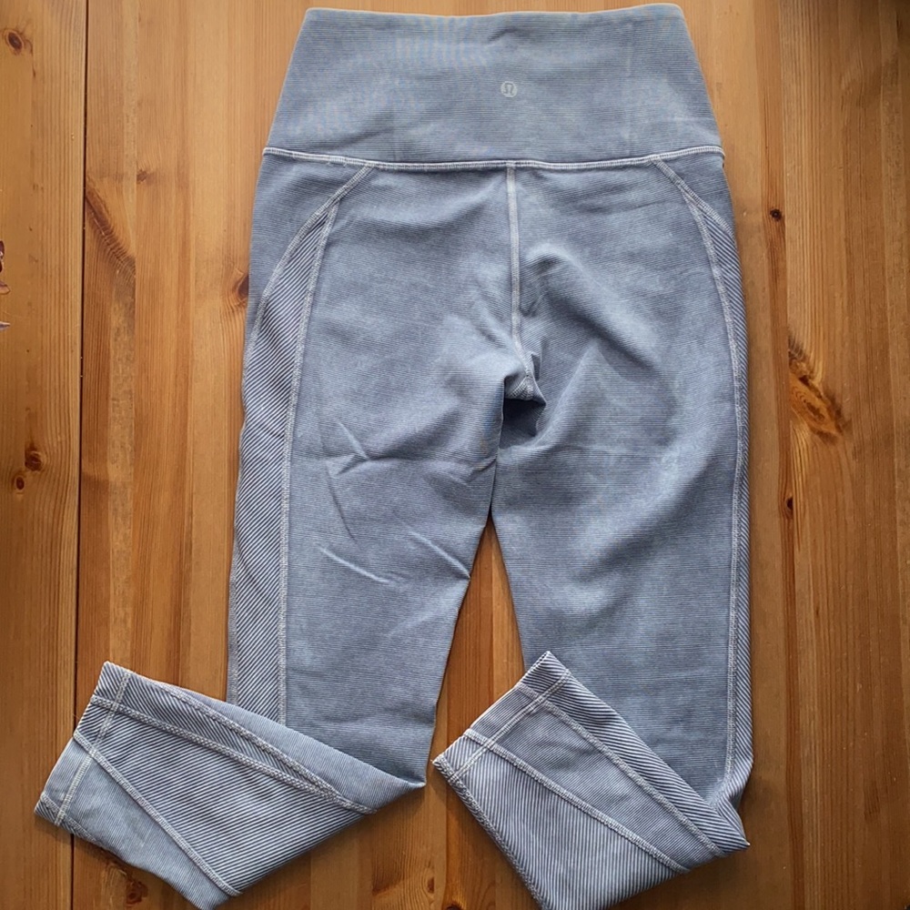 Lululemon Snow Washed Luna Ribbed Wunder Under Crop 23”